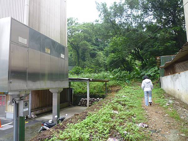 深坑庄山.深坑忠魂碑.業先生的開心農場.意學坑自然公園.中秋烤肉 020