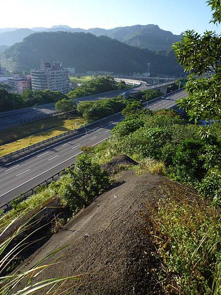 草地尾山.中央坑山.阿屘尖 020
