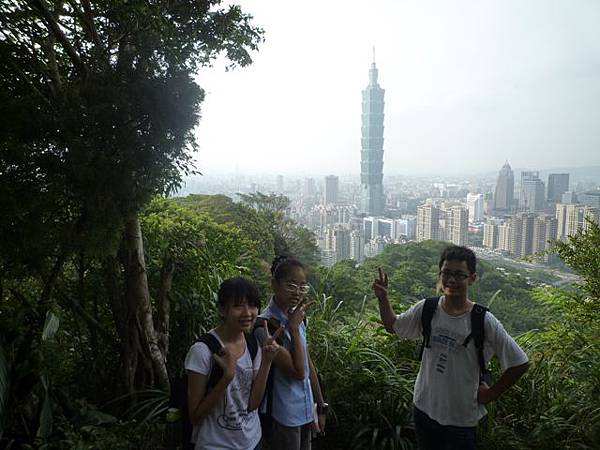 茅草埔山.四分里山.九五峰.南港山.拇指山.象山 161