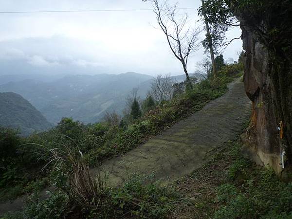 口吅品麻辣臭豆腐.熊空山.三峽大豹社忠魂碑 185