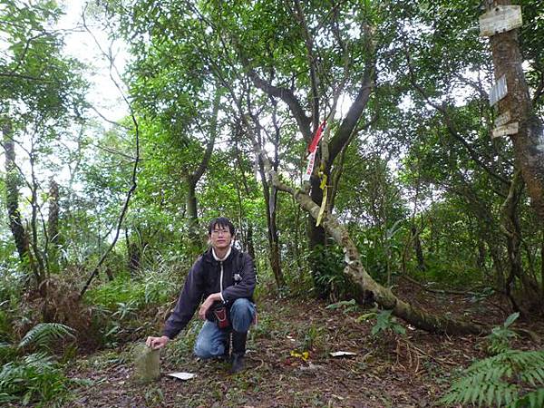 小坑山.磺窟石砌百年土地公廟.礦窟聚落 082