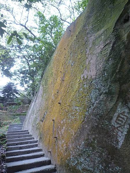 信義區忠魂碑.天寶聖道宮 051