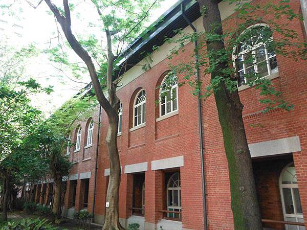 龍鳳巖登山步道.長道坑山.台北市歷史建築日新國小 031