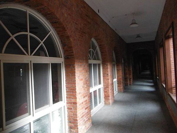 龍鳳巖登山步道.長道坑山.台北市歷史建築日新國小 130