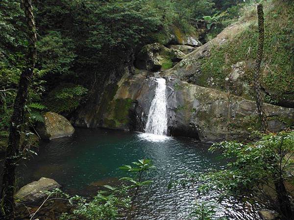 灰窯瀑布.畝畝山.石硿子古道.石硿子瀑布 030