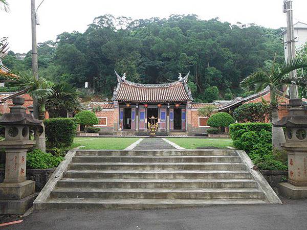 西雲岩碑.重修西雲岩碑 010
