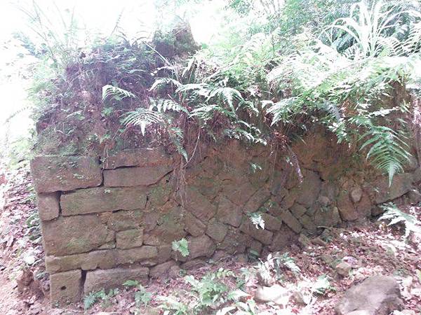 炮子崙古道.炮子崙瀑布.阿芳芋圓.萬吉臭豆腐.深坑橋碑 021