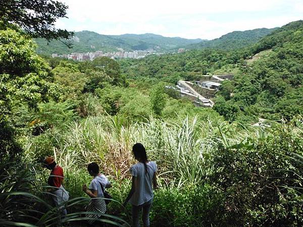 炮子崙古道.炮子崙瀑布.阿芳芋圓.萬吉臭豆腐.深坑橋碑 029