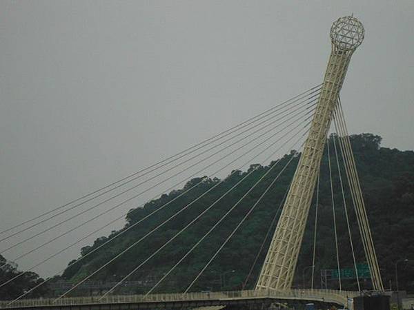 幾米月亮公車.五堵星光橋.五堵獅頭山 032