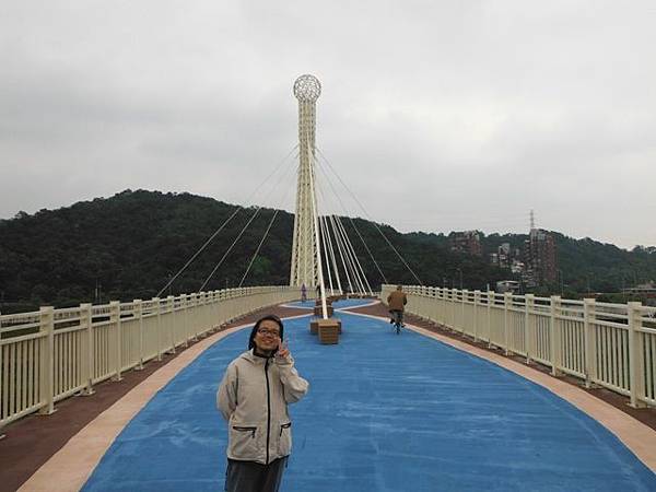 幾米月亮公車.五堵星光橋.五堵獅頭山 048