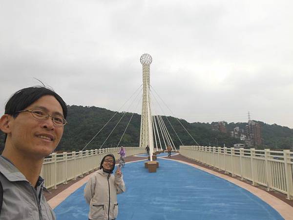 幾米月亮公車.五堵星光橋.五堵獅頭山 049