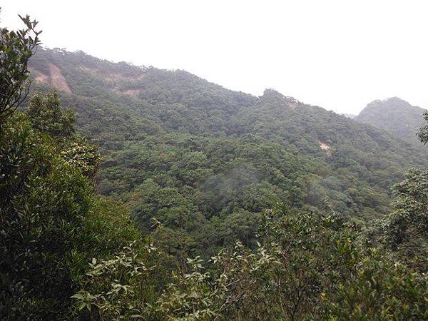 崩山大崙北峰.朝天洞 048