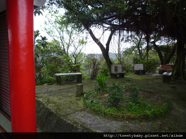 銅鑼燒.錦峰山.臥龍山.七堵臭粿仔.鐵路公園 039.JPG