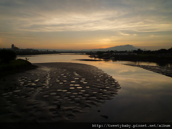 基河路堤外夕陽 020.JPG