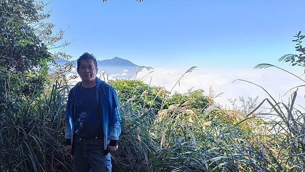 20231123 小百岳 鵝公髻山 置身雲霧森林空靈高山美景