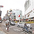 新竹市中正路SOGO商圈稱霸11年地王，該路段公告現值首度突破百萬，每坪105萬元