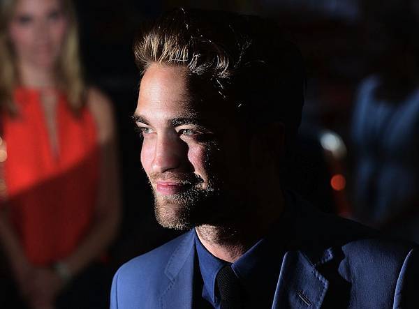 cosmopolispremiererobertpattinson53 拷貝