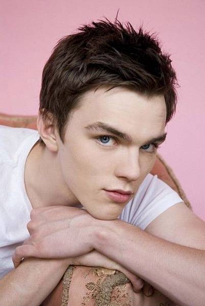 full-nicholas-hoult-1424037170