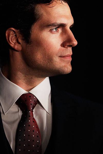 Henry-Cavill-MOS-Sydney-02a.jpg