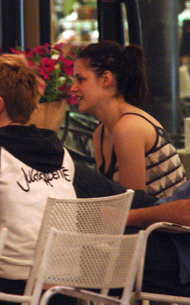 Robsten in Italy_12.jpg