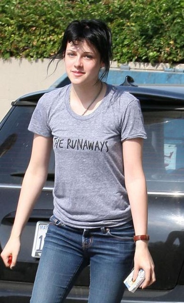 kristen-stewart-6179-4_preview.jpg