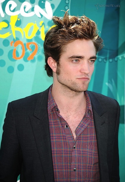 gallery_enlarged-twilight-cast--mega-teen-choice-awards-2009-08102009-18.jpg