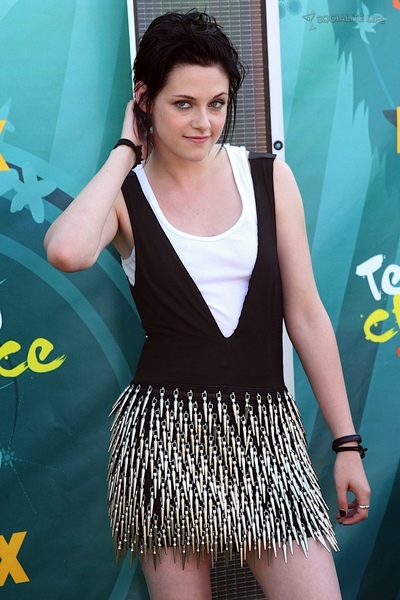 gallery_enlarged-twilight-cast--mega-teen-choice-awards-2009-08102009-36.jpg