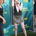 gallery_enlarged-twilight-cast--mega-teen-choice-awards-2009-08102009-92.jpg