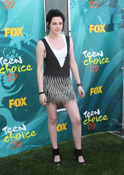 gallery_enlarged-twilight-cast--mega-teen-choice-awards-2009-08102009-94.jpg