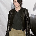 gallery_mainkristenstewartremembermepremierephotos0301201002.jpg