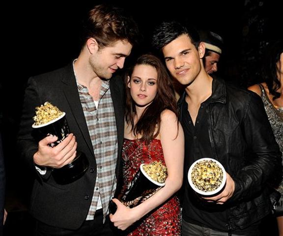 Kstewartfans-MTVBA-2+(7) (Small).jpg