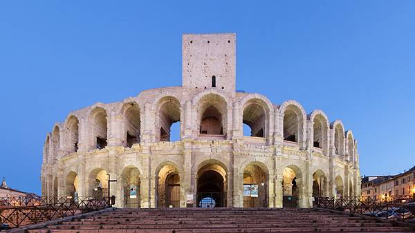 Arles_-_2017-05-24_-_Roman_Amphitheatre_-_3804