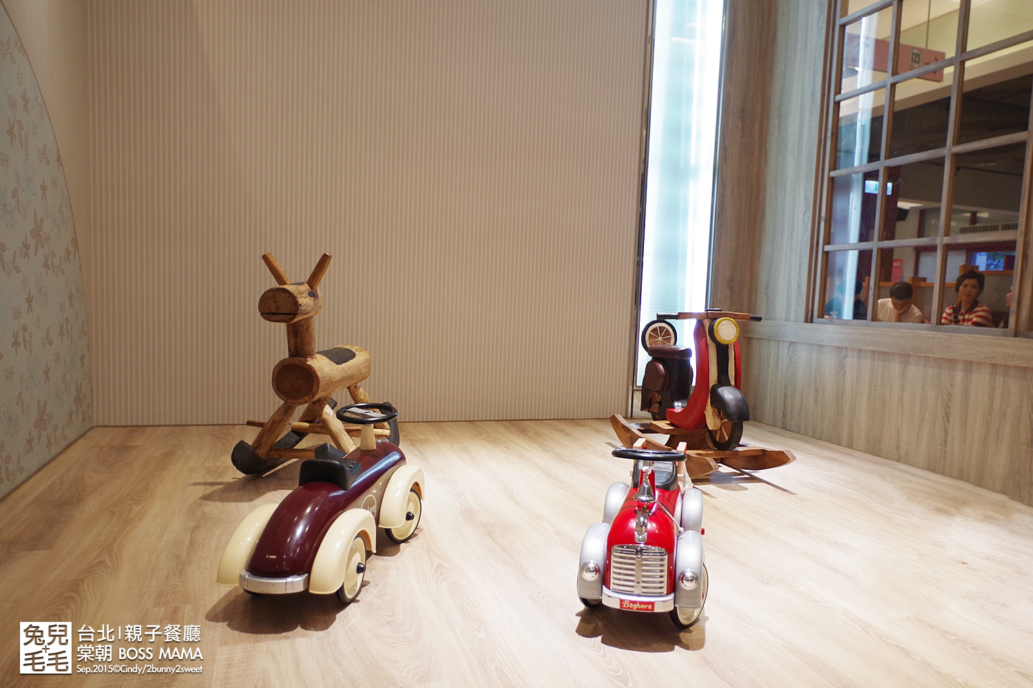 BOSS MAMA-07.jpg BOSS MAMA-07.jpg