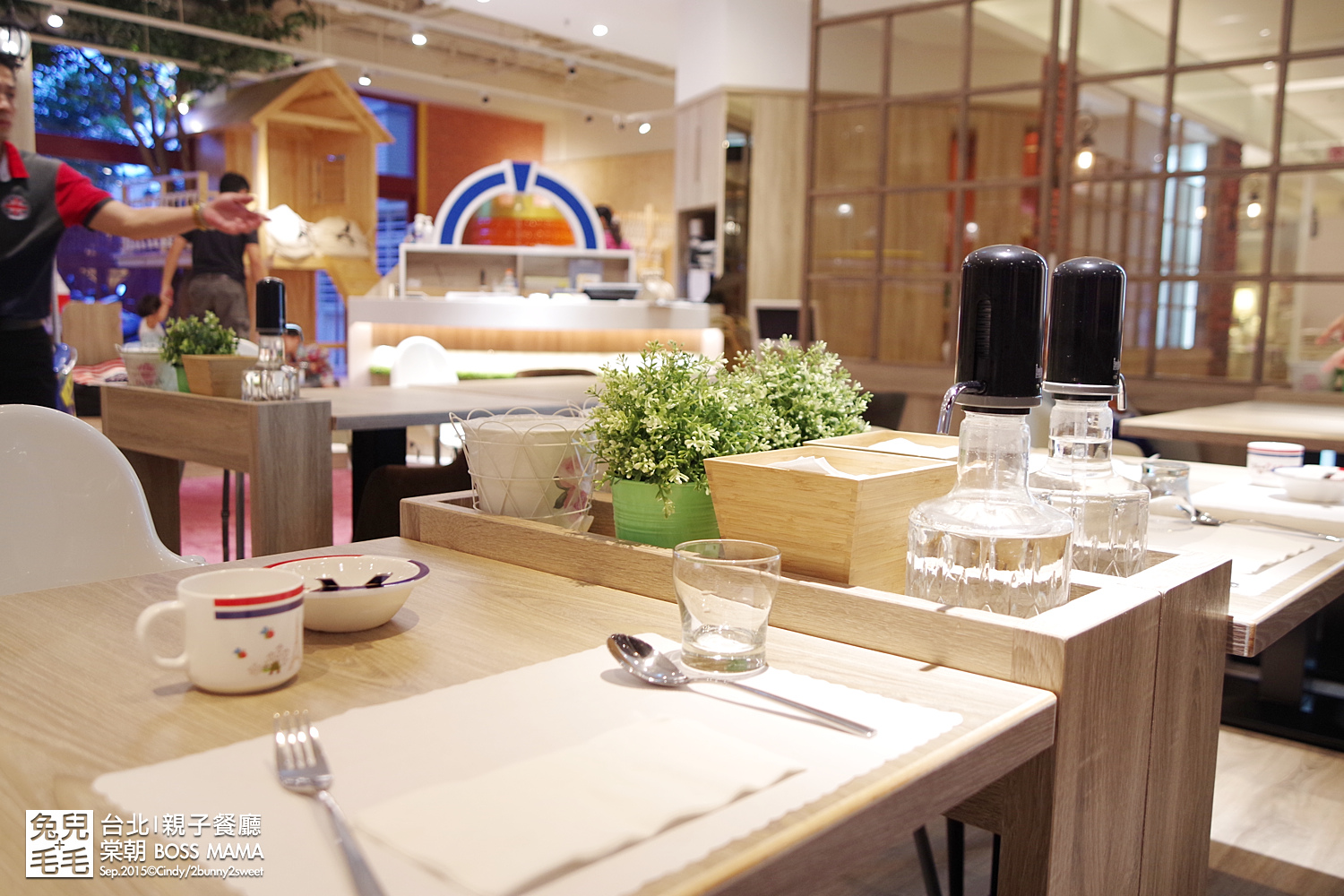 BOSS MAMA-29.jpg BOSS MAMA-29.jpg