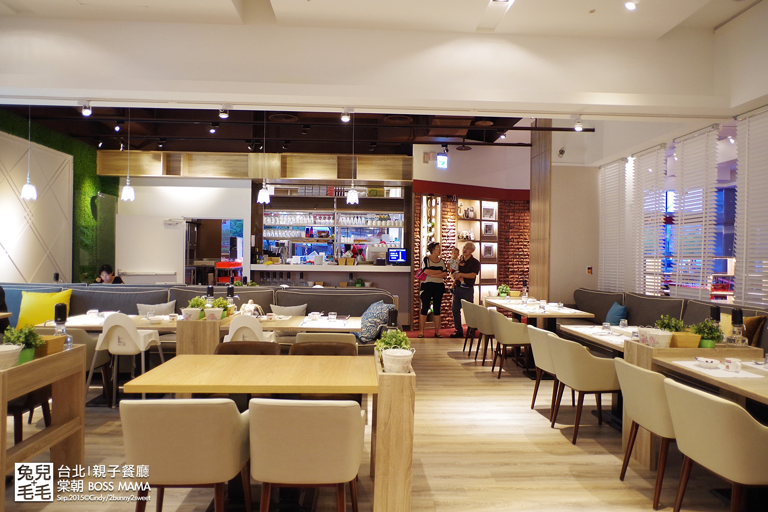 BOSS MAMA-32.jpg BOSS MAMA-32.jpg