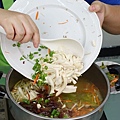 hot-and-sour-dumpling-soup34.JPG