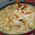 hot-and-sour-dumpling-soup61.JPG