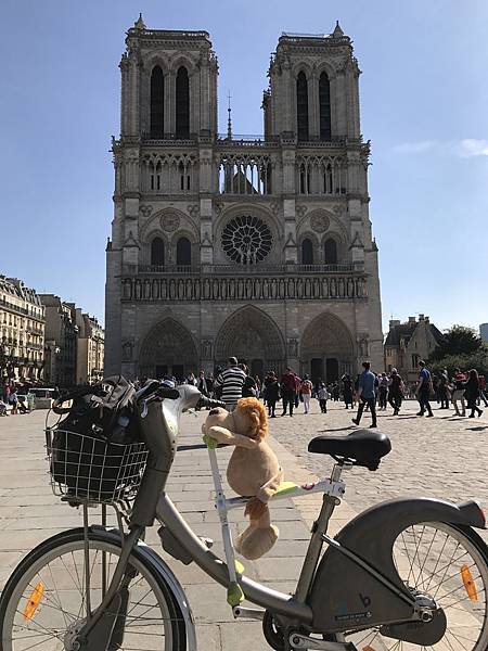 隨身攜帶型腳踏車座椅在巴黎