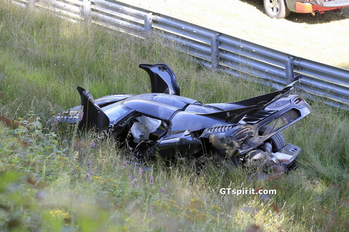 Koenigsegg-One1-Crash-3