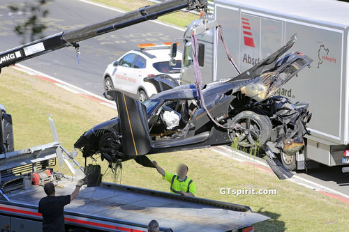 Koenigsegg-One1-Crash-9