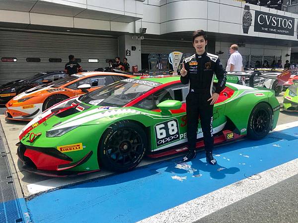 2018 Lamborghini Super Trofeo Asia亞洲挑戰賽日本富士站強勢來襲,Lamborghini Taipei代表車手陳意凡二度登頂Pro-Am組別分組冠軍席次(2) 2018 Lamborghini Super Trofeo Asia亞洲挑戰賽日本富士站強勢來襲,Lamborghini Taipei代表車手陳意凡二度登頂Pro-Am組別分組冠軍席次(2)