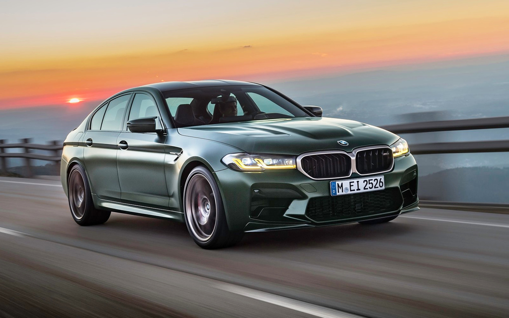 BMW-M5_CS-2022-16.jpg BMW-M5_CS-2022-16.jpg