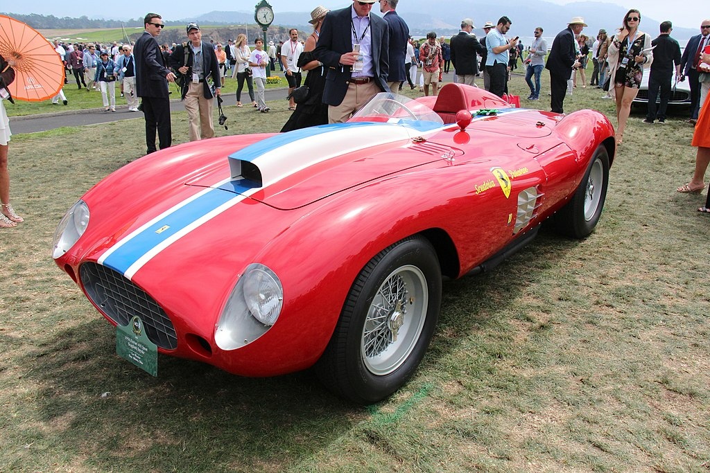 1024px-1956_Ferrari_410_Sport_Spyder_(44653054502).jpg