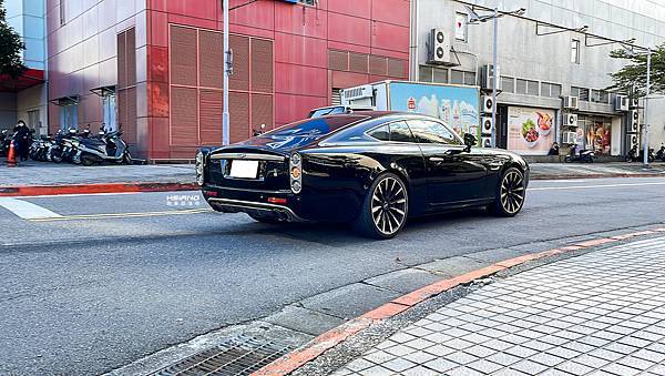 價格逼近5000萬新台幣，全球限量10部訂製車 David 