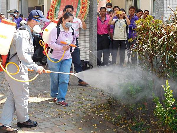 1027028登革熱蚊風喪膽.jpg