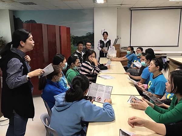 1213023關懷新住民.jpg 1213023關懷新住民.jpg