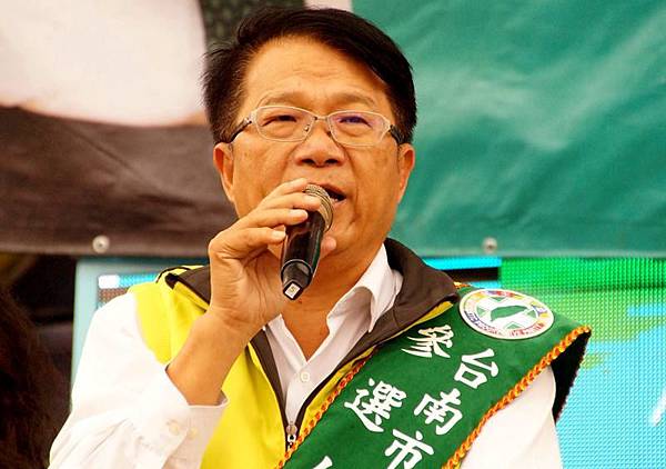 0308002綠南市長民調.JPG