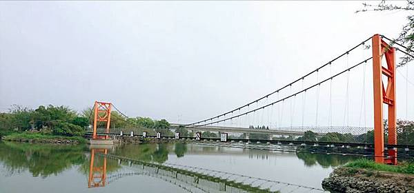 0323029葫蘆埤自然公園吊橋風貌.jpg
