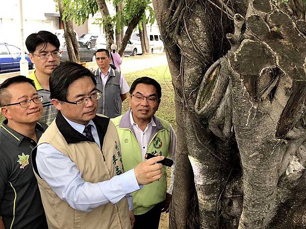 0725005盧崑福登革熱.jpg