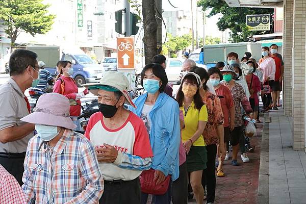 0707028柳營市場銅板.jpg